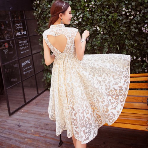 Elegant Embroidery Swallowtail Hem Long Designer Dress--