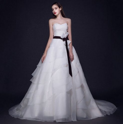 Europe Style Women Elegant Princess Oraganza Blank Blouson Wedding Dress
